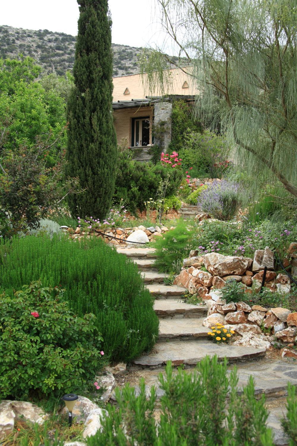 To The Garden Guest House Angairia Room photo